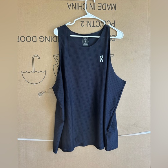 On Running Men's Pace Tank XXL, Black - Picture 2 of 4